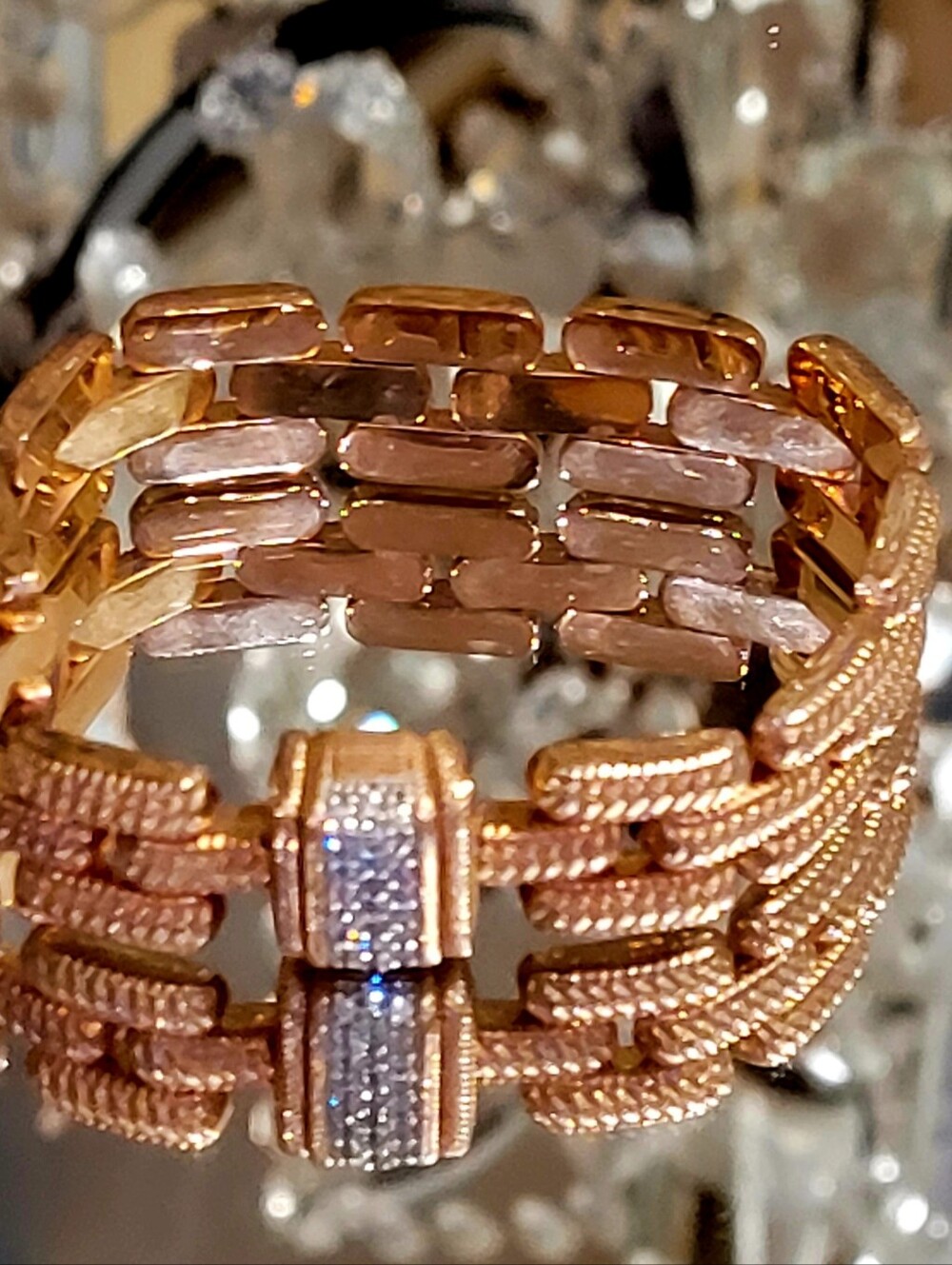 Judith Ripka Unique Style Rose Gold  link bracelet. Diamonique. 6 1/2 Inch